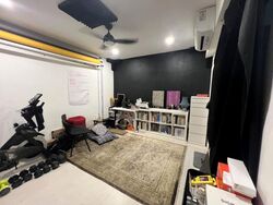 Flora Road (D17), Terrace #496624621